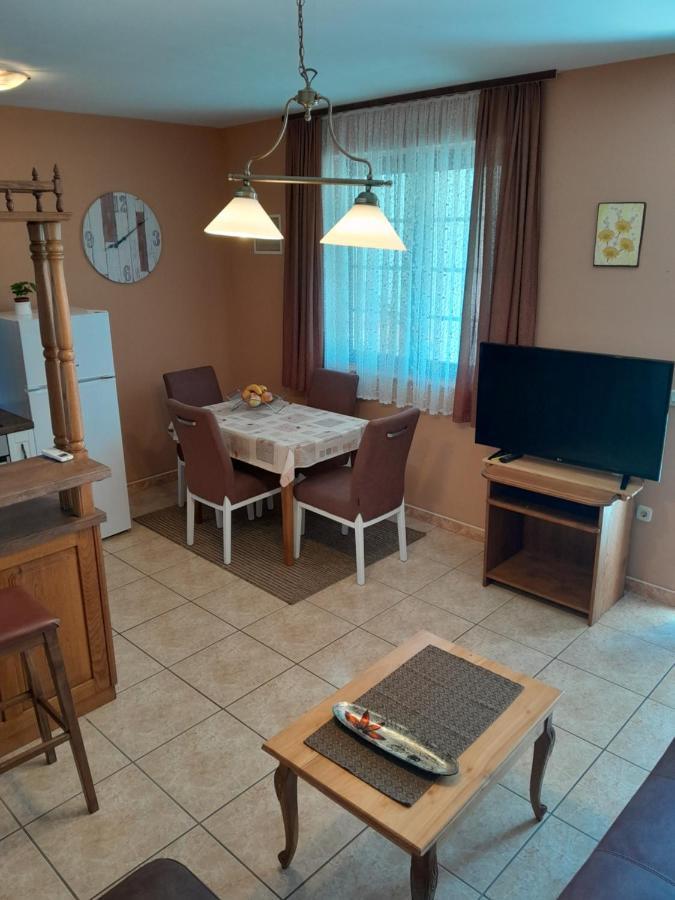 Apartments Ivicek Poreč Dış mekan fotoğraf